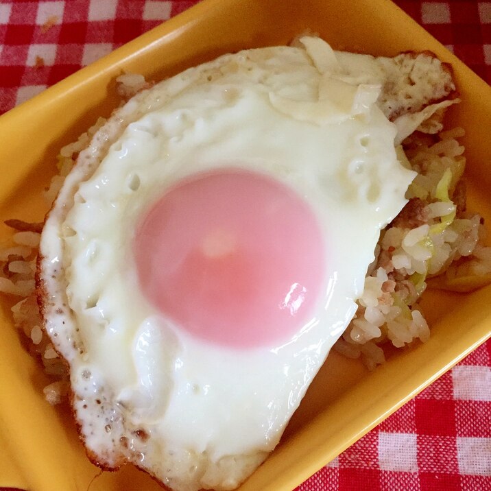 タレご飯に目玉焼きのせ☆